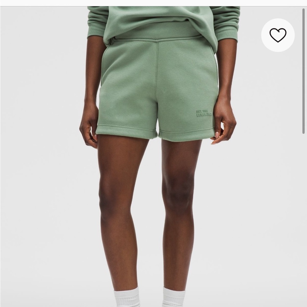 Lululemon Heavyweight Fleece Sweatshort 5” Green